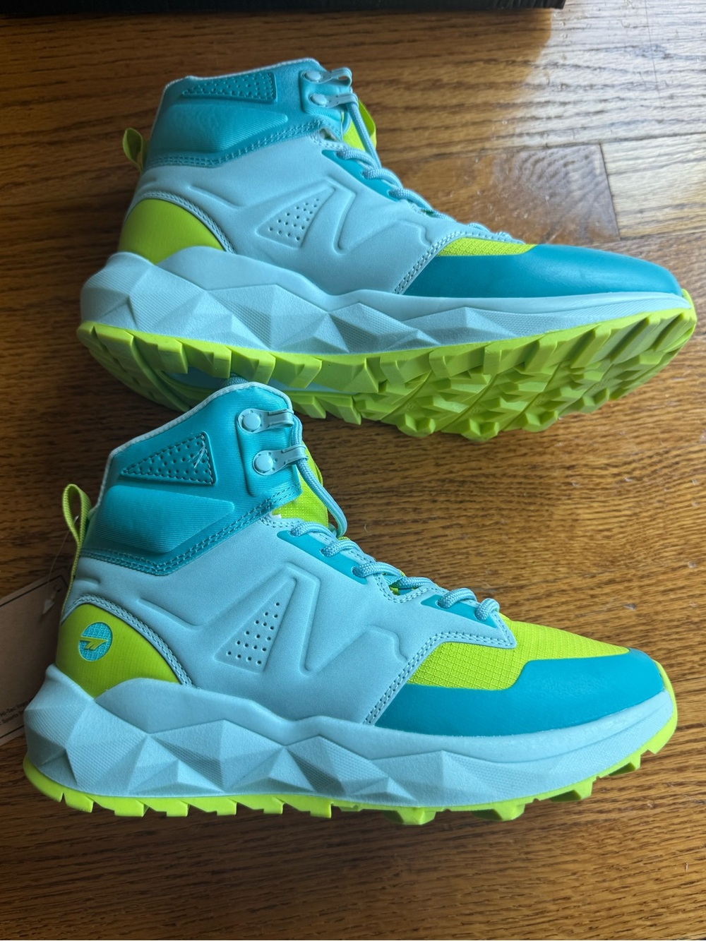 Hi-Tec Sand Trail Mid Sneakers Size 5